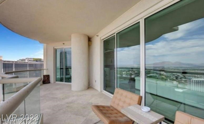 2777 Paradise Road 2702