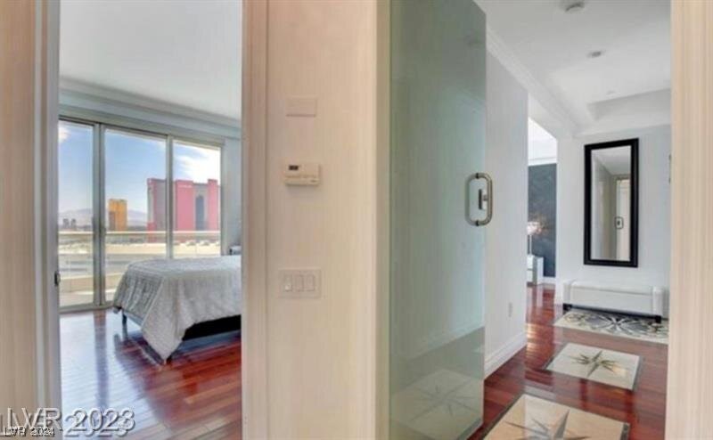 2777 Paradise Road 2702