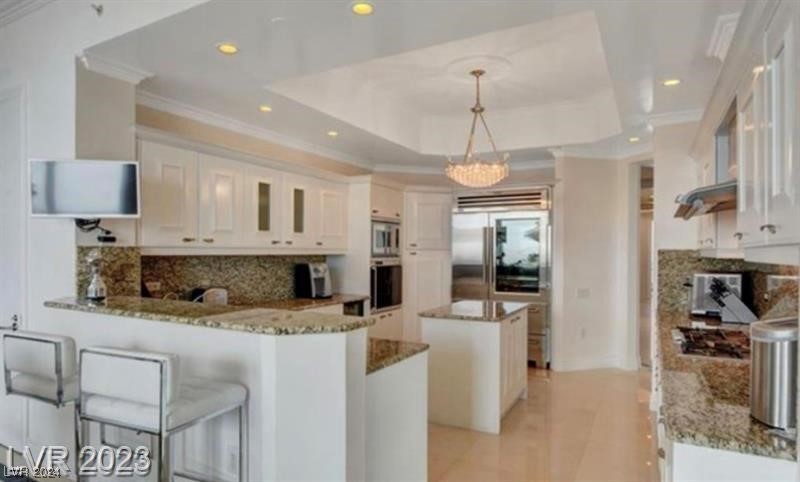 2777 Paradise Road 2702