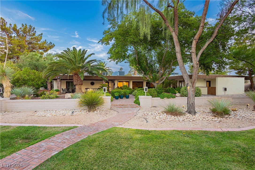 2850 South Mojave Road A