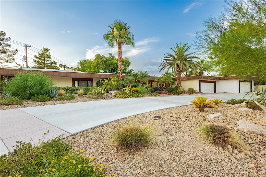 2850 South Mojave Road A