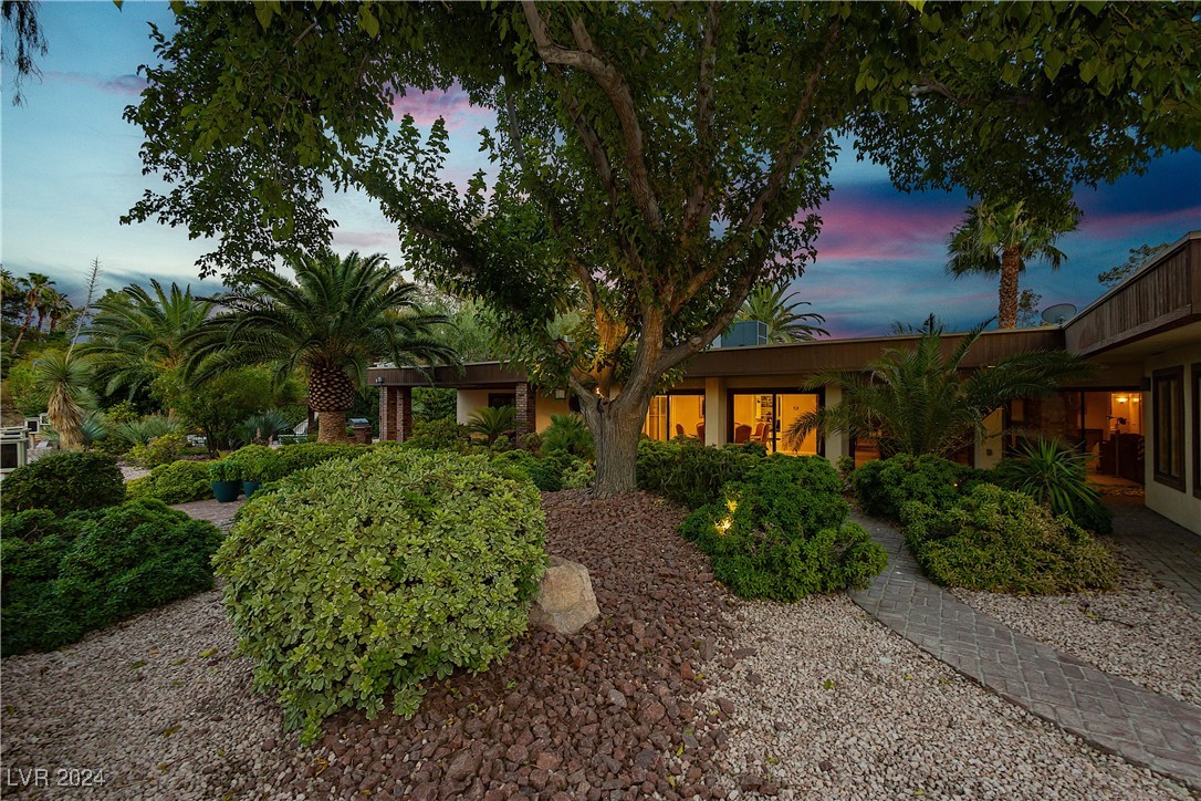 2850 South Mojave Road A