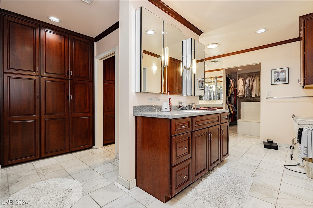2850 South Mojave Road A