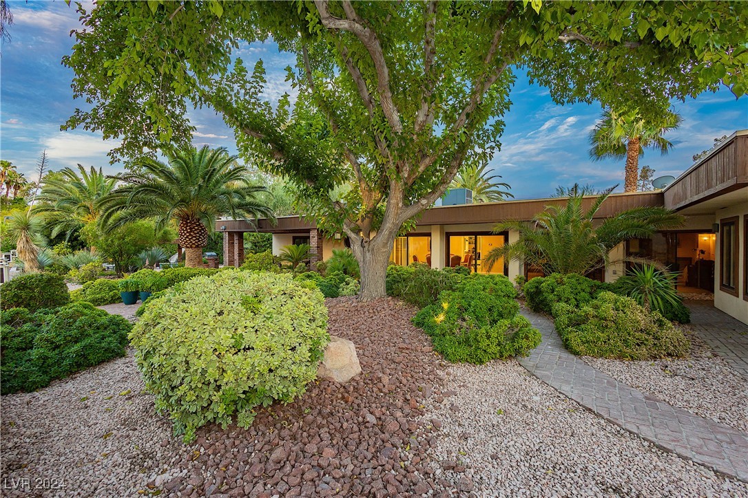 2850 South Mojave Road A