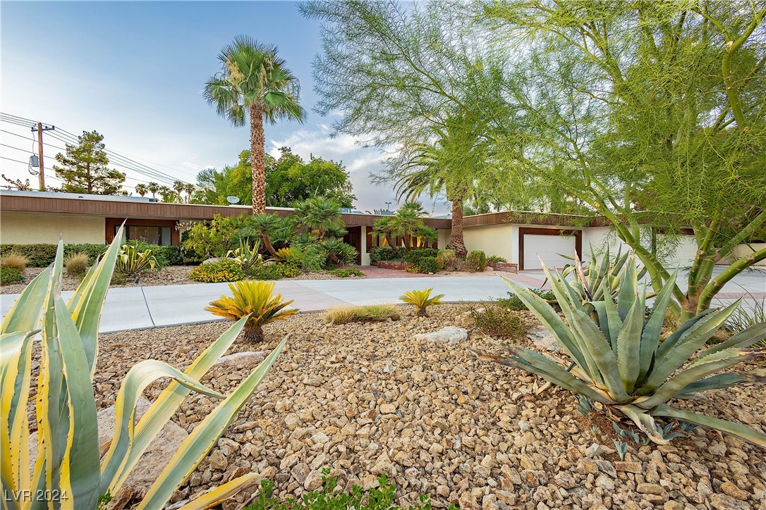 2850 South Mojave Road A
