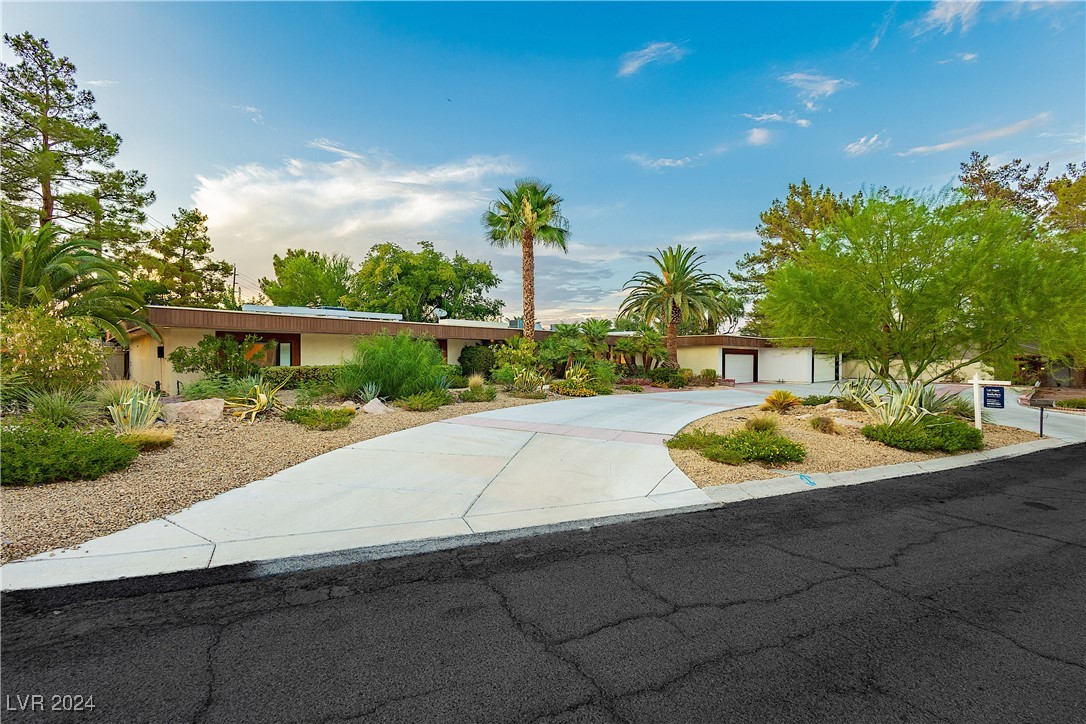 2850 South Mojave Road A