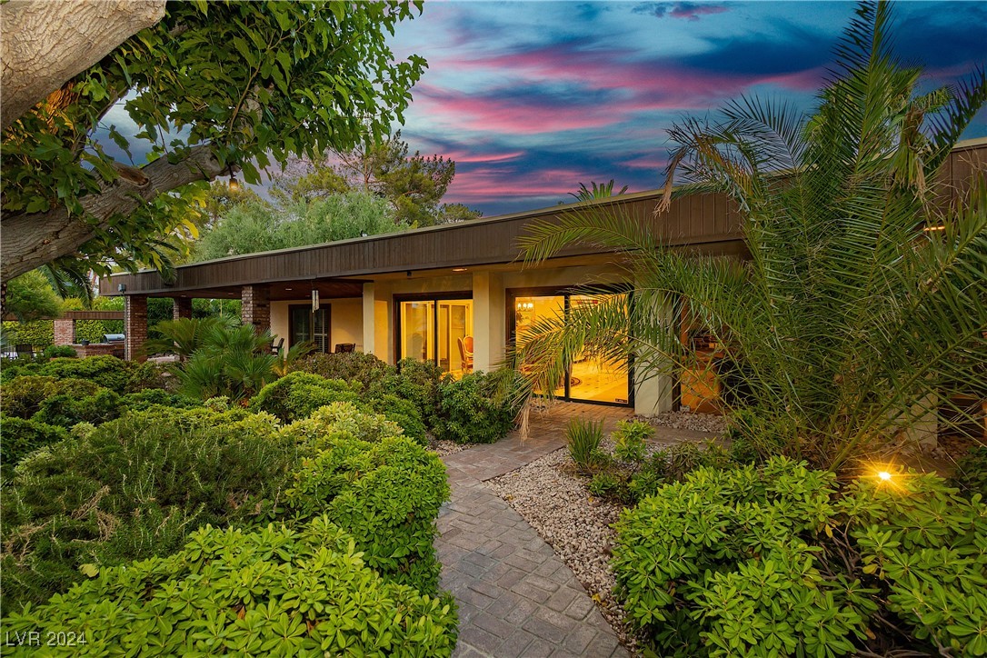 2850 South Mojave Road A