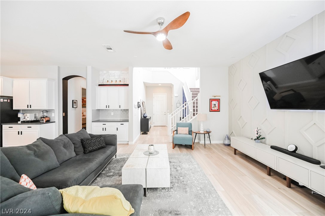 79 Hawking Ridge Way