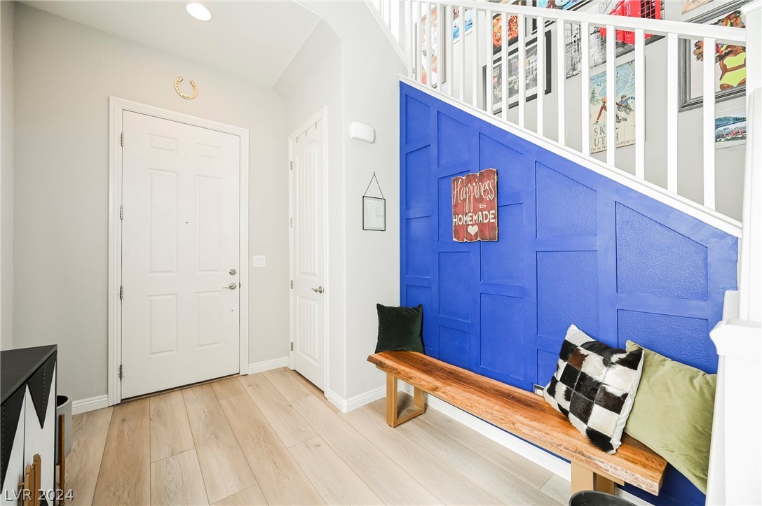 79 Hawking Ridge Way