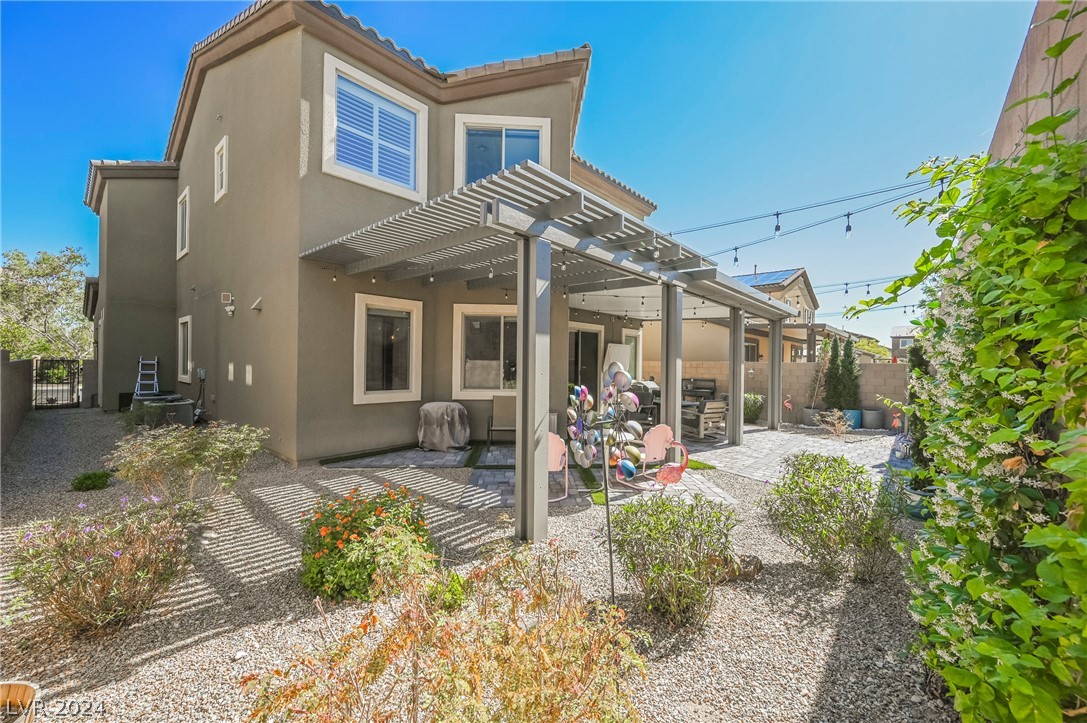 79 Hawking Ridge Way