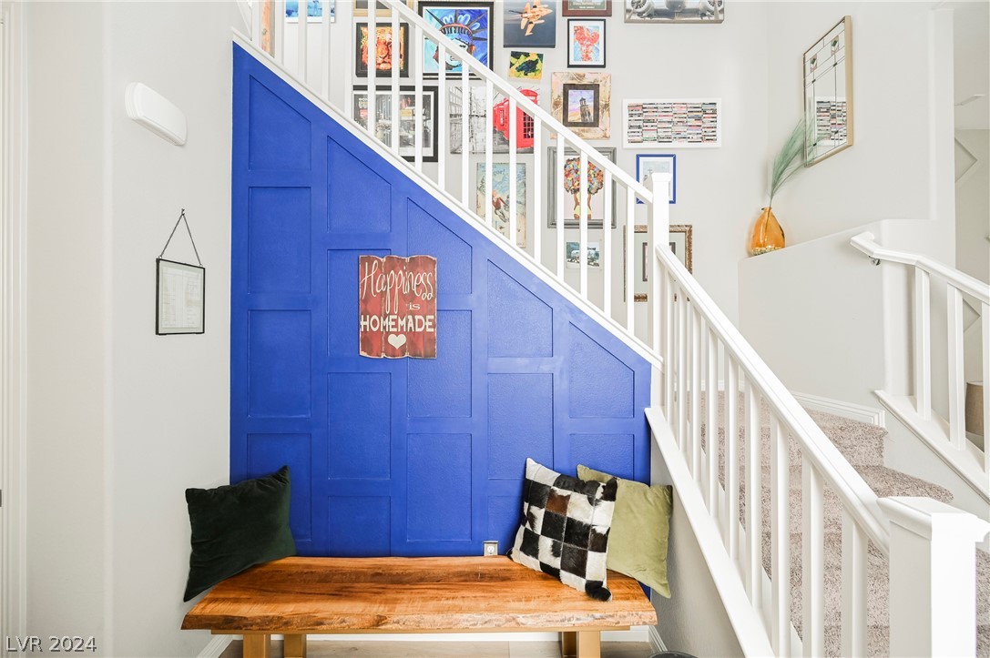 79 Hawking Ridge Way