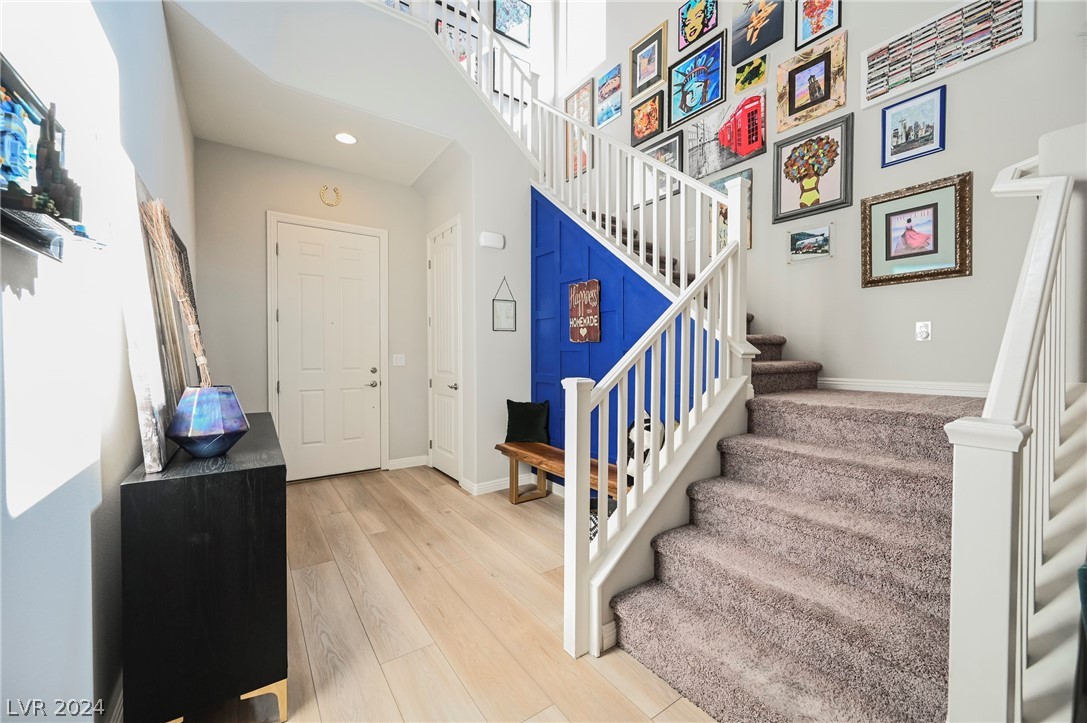 79 Hawking Ridge Way