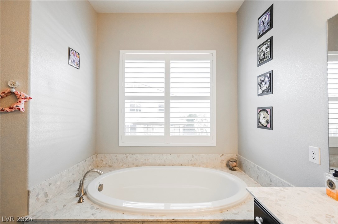 79 Hawking Ridge Way