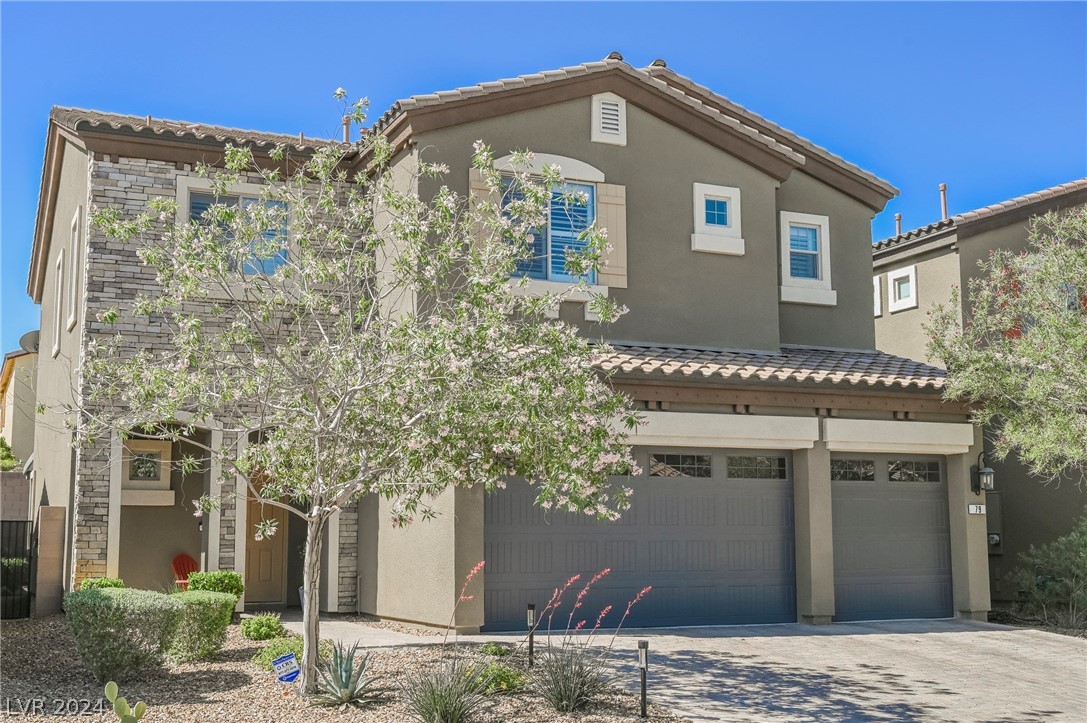 79 Hawking Ridge Way