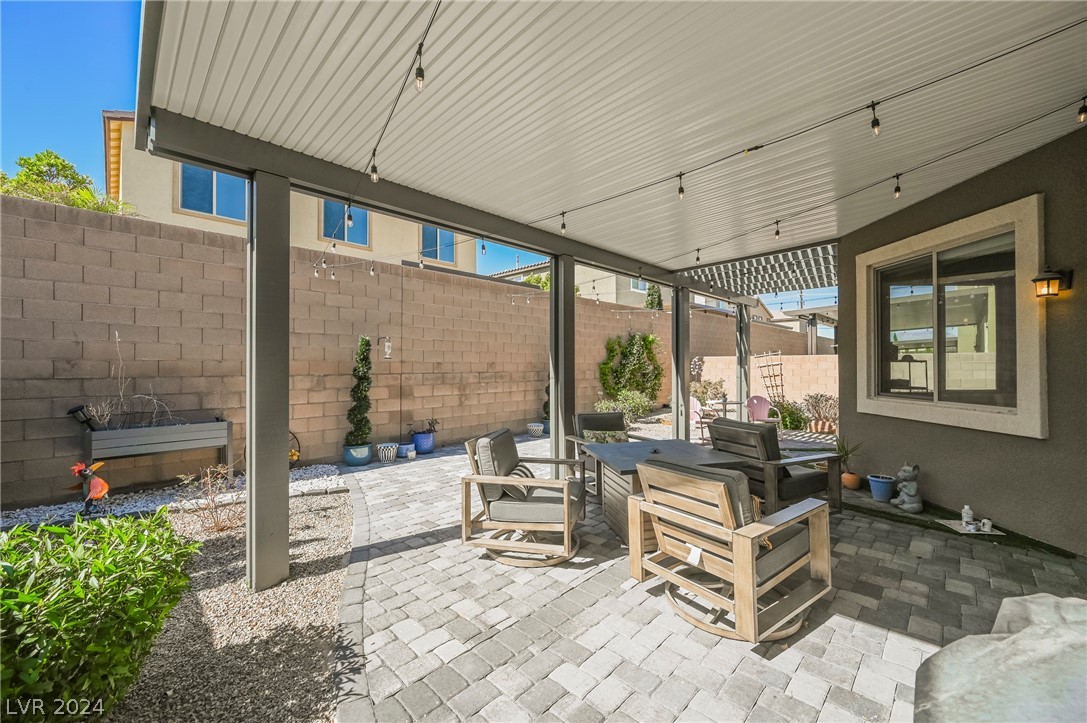 79 Hawking Ridge Way