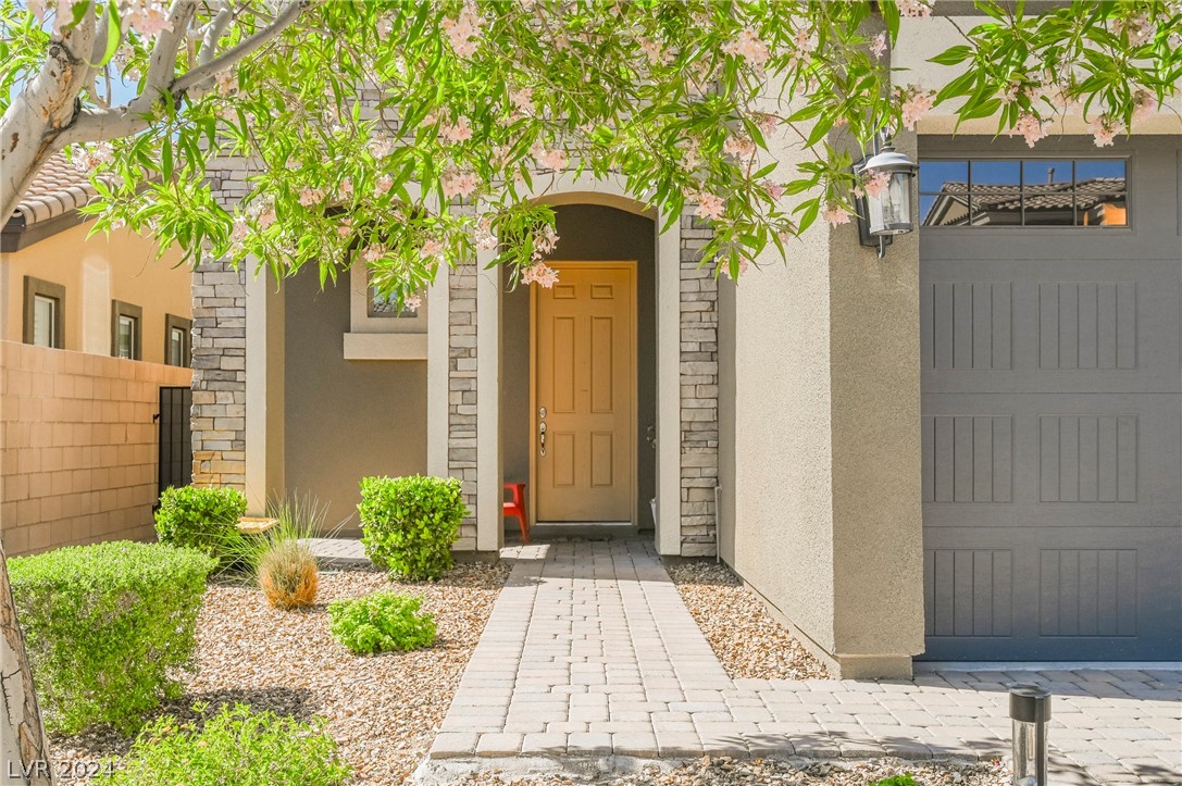 79 Hawking Ridge Way