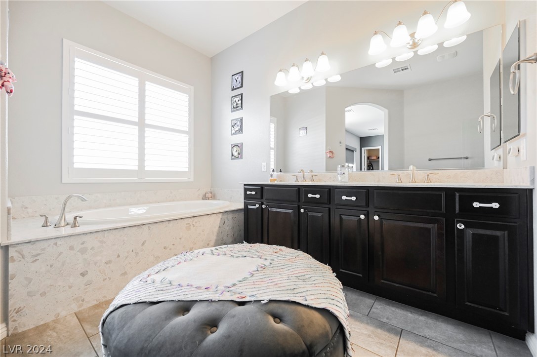 79 Hawking Ridge Way