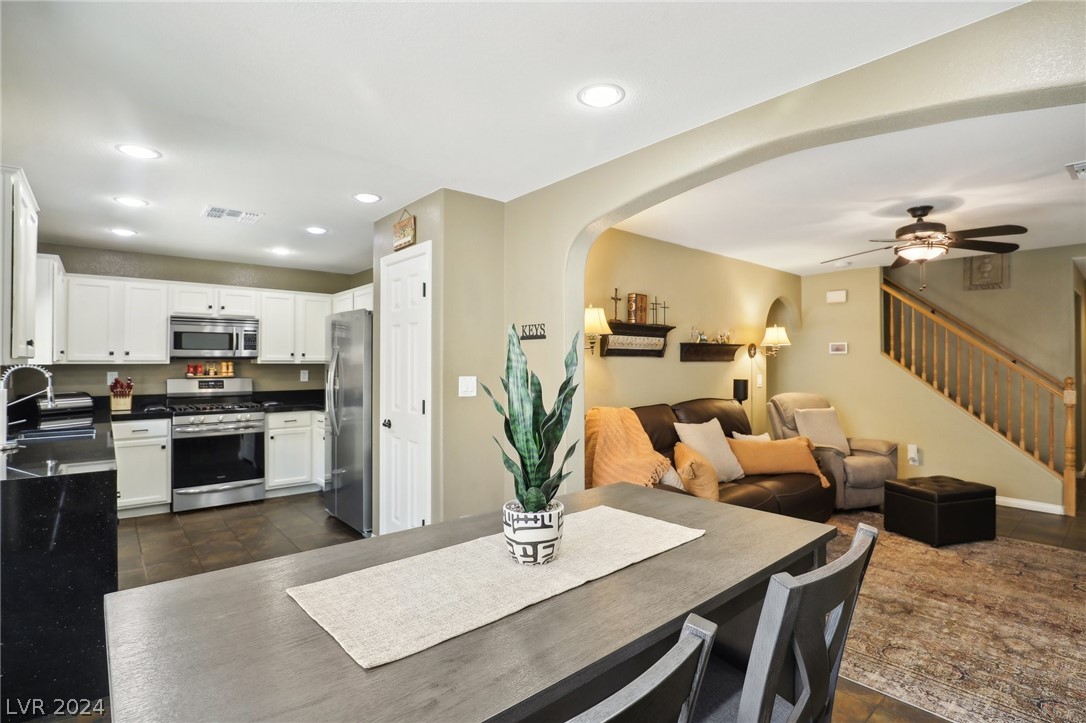 7926 Carmel Heights Avenue