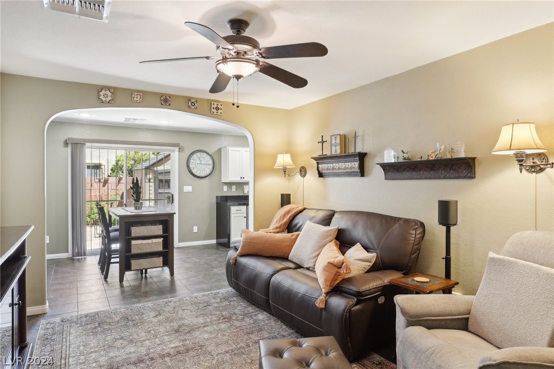 7926 Carmel Heights Avenue