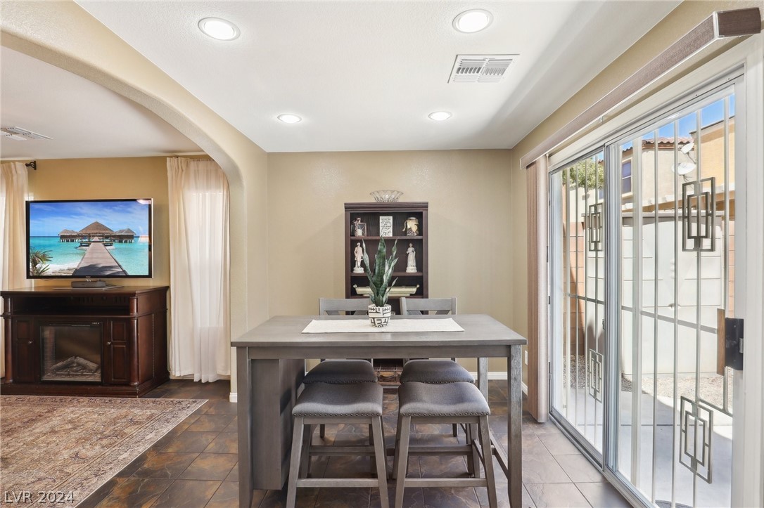 7926 Carmel Heights Avenue