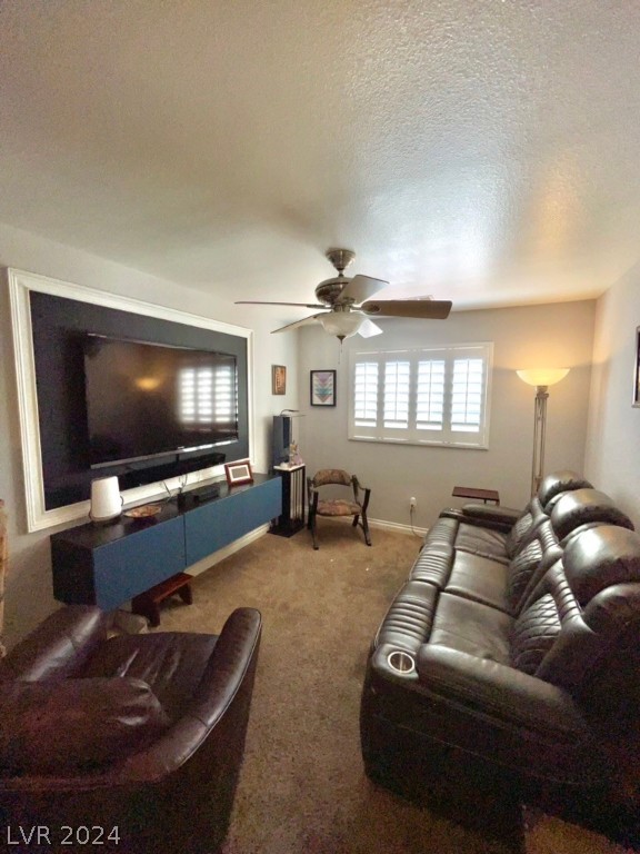 10008 Hawthorne Grove Street