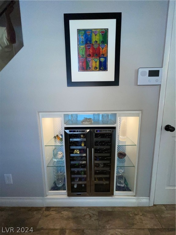 10008 Hawthorne Grove Street