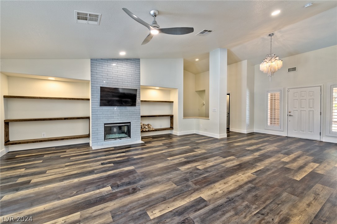 2336 Chasing Star Avenue