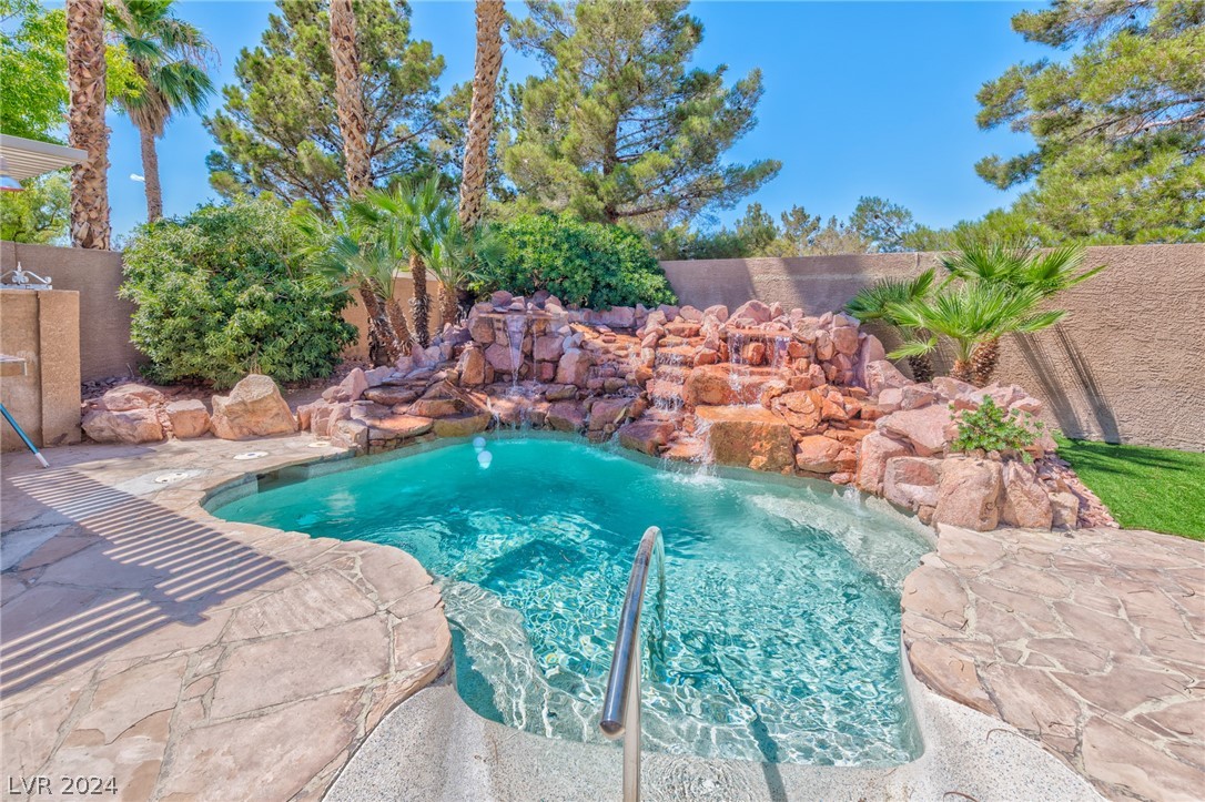 2336 Chasing Star Avenue