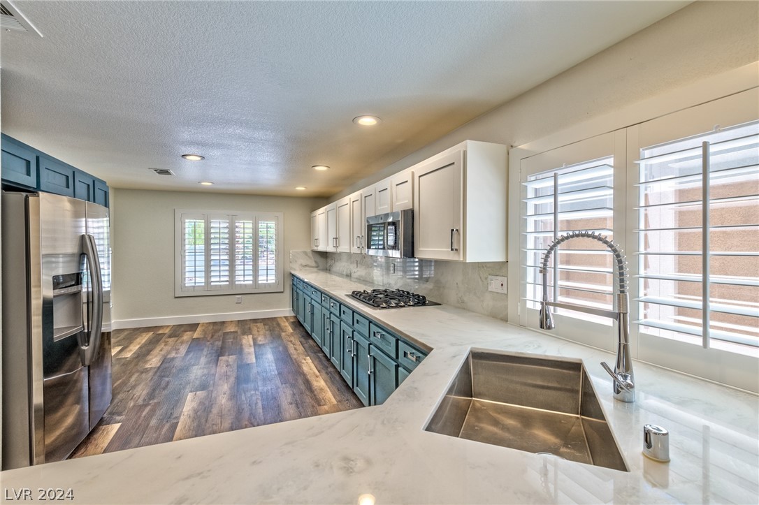 2336 Chasing Star Avenue