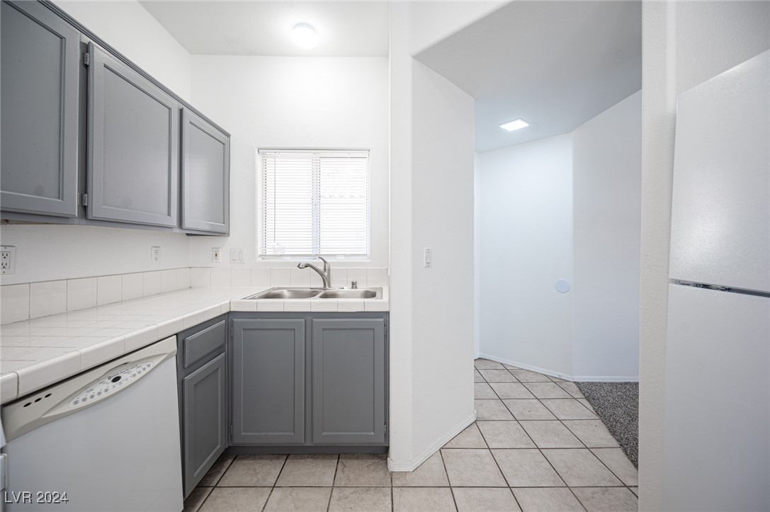 2112 Calville Street 203