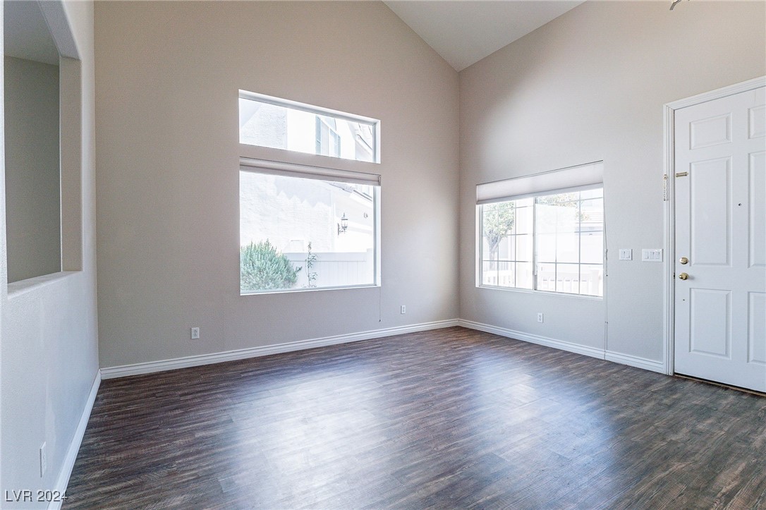 1560 Stone Valley Avenue