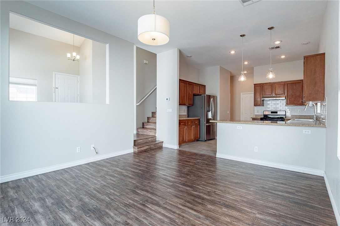 1560 Stone Valley Avenue