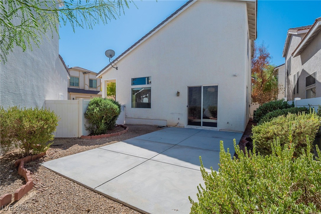 1560 Stone Valley Avenue