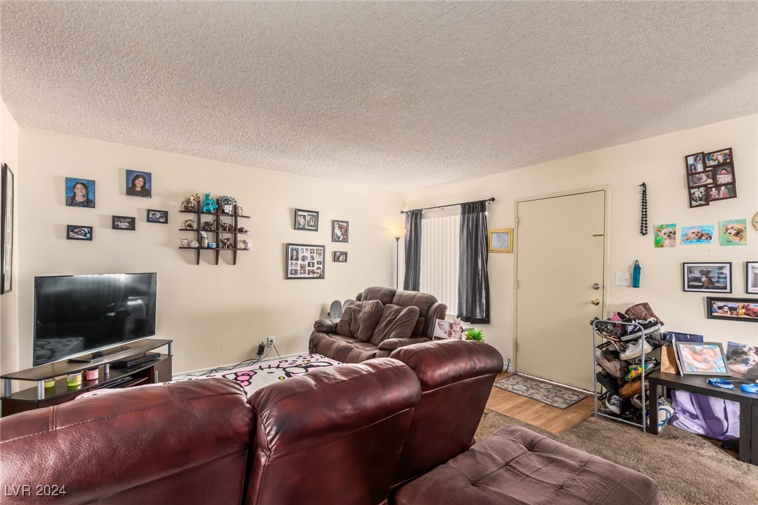 2743 Kline Circle