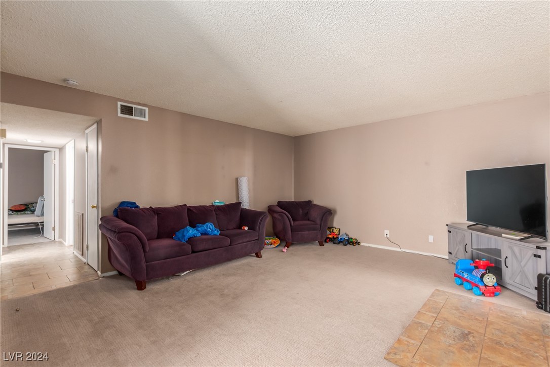 2743 Kline Circle