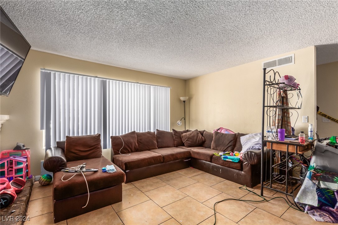 2743 Kline Circle