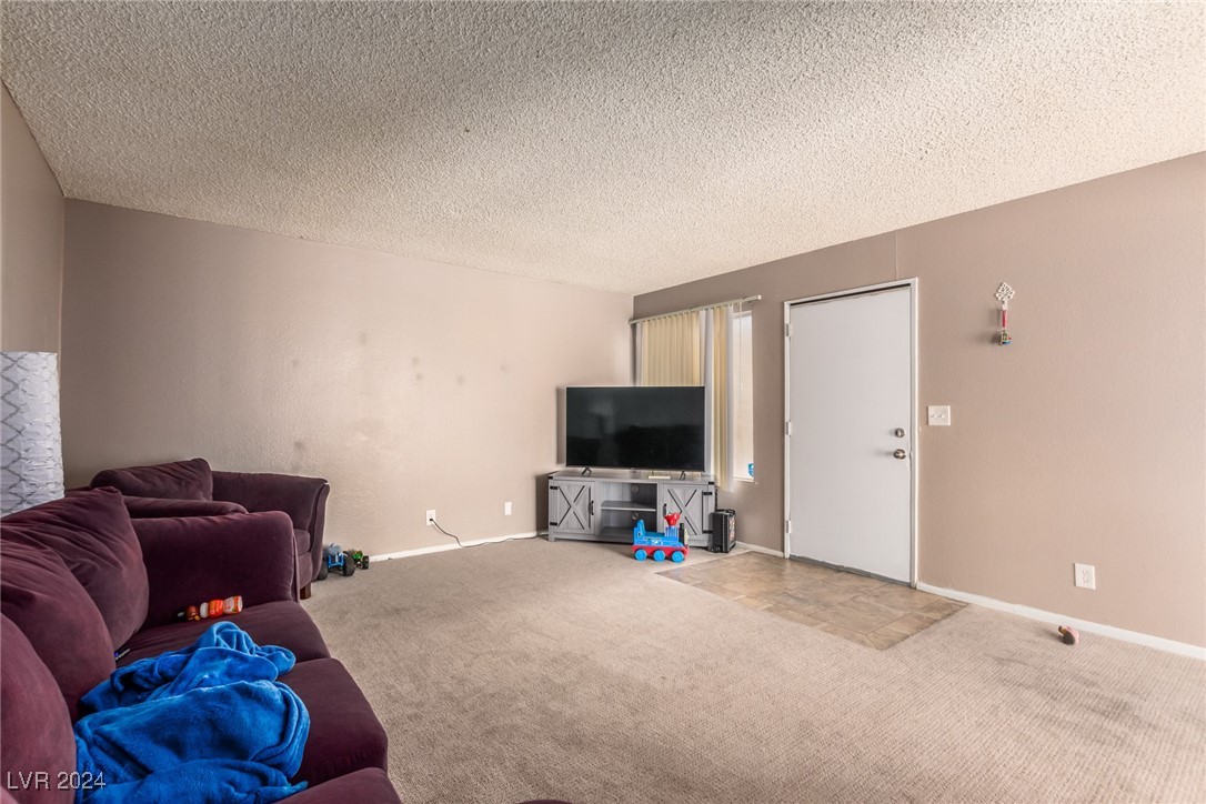 2743 Kline Circle