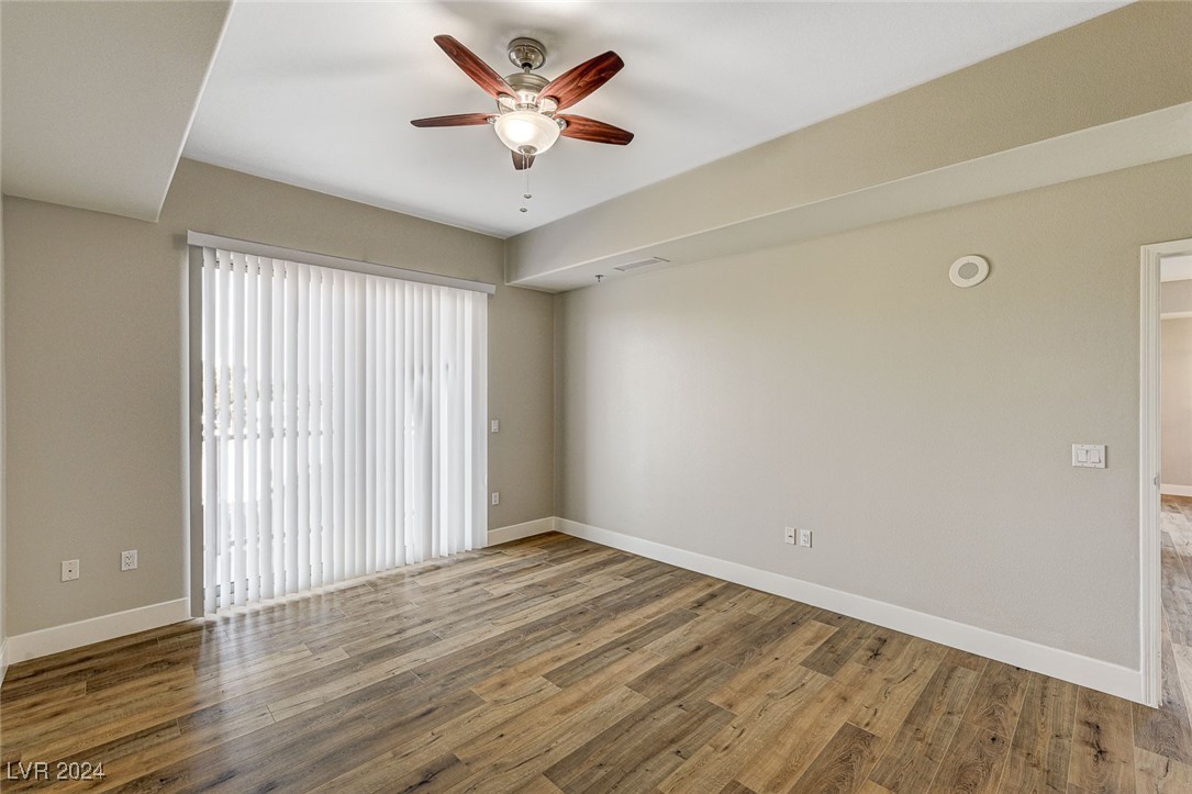 8255 Las Vegas Boulevard 201