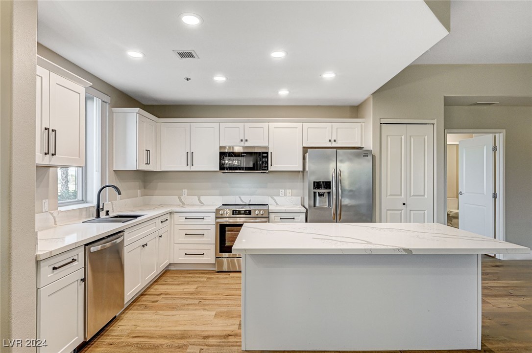 8255 Las Vegas Boulevard 201