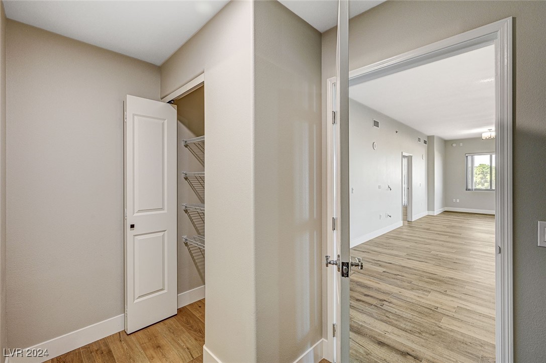 8255 Las Vegas Boulevard 201