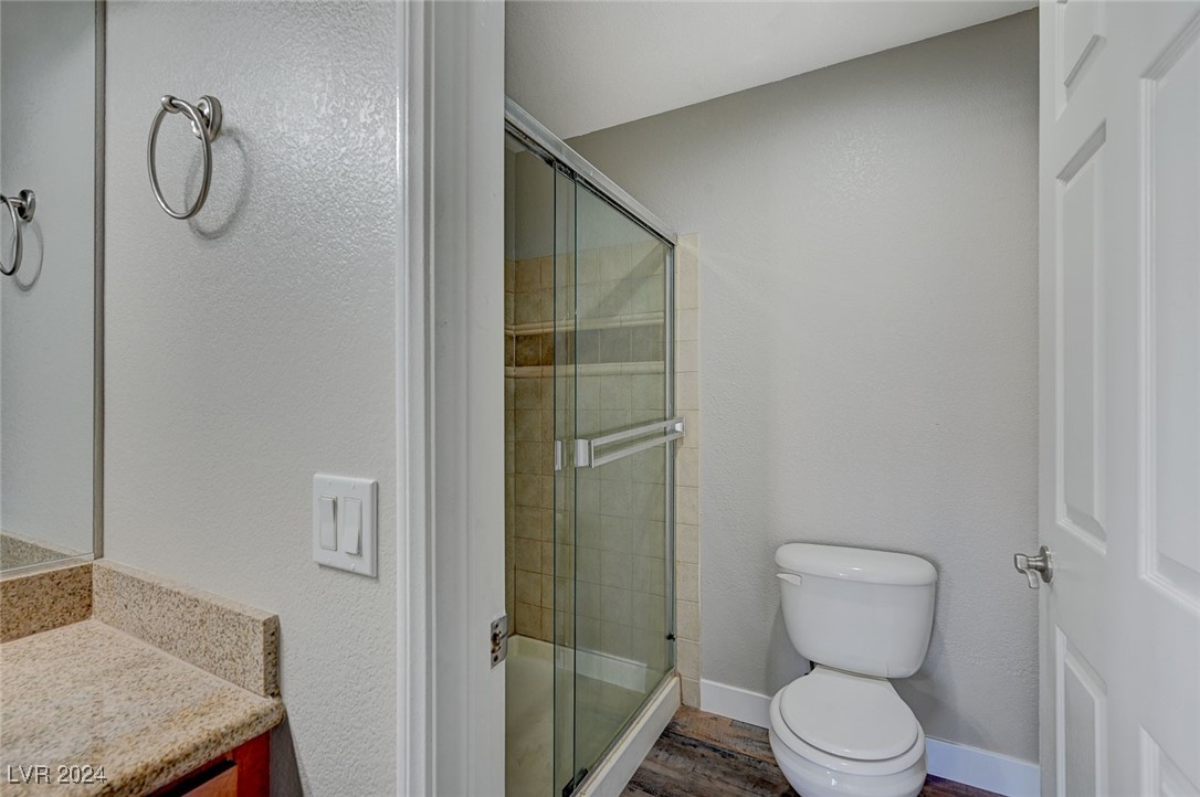 4400 South Jones Boulevard 2064