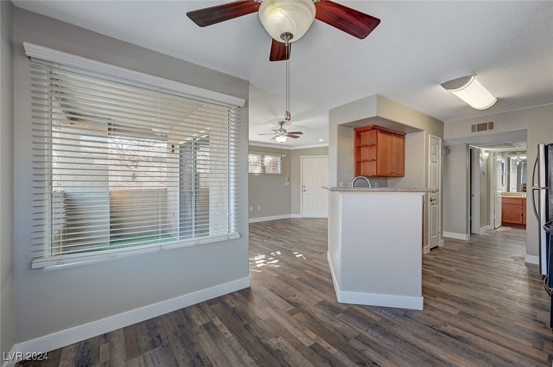 4400 South Jones Boulevard 2064