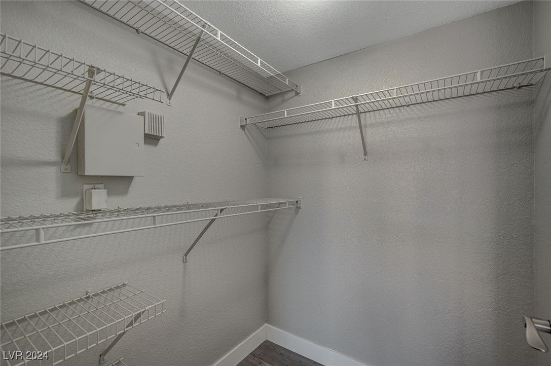 4400 South Jones Boulevard 2064