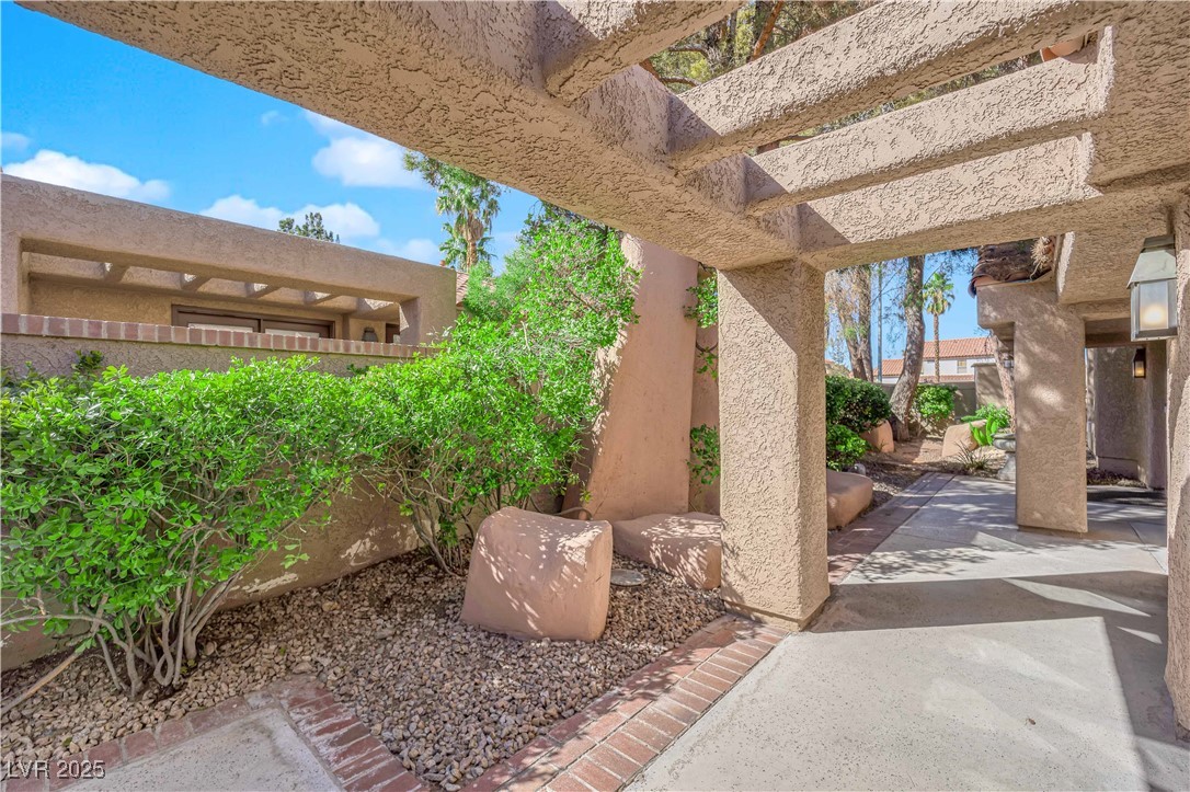 7368 Mission Hills Drive