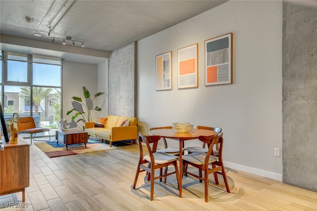 353 East Bonneville Avenue 754