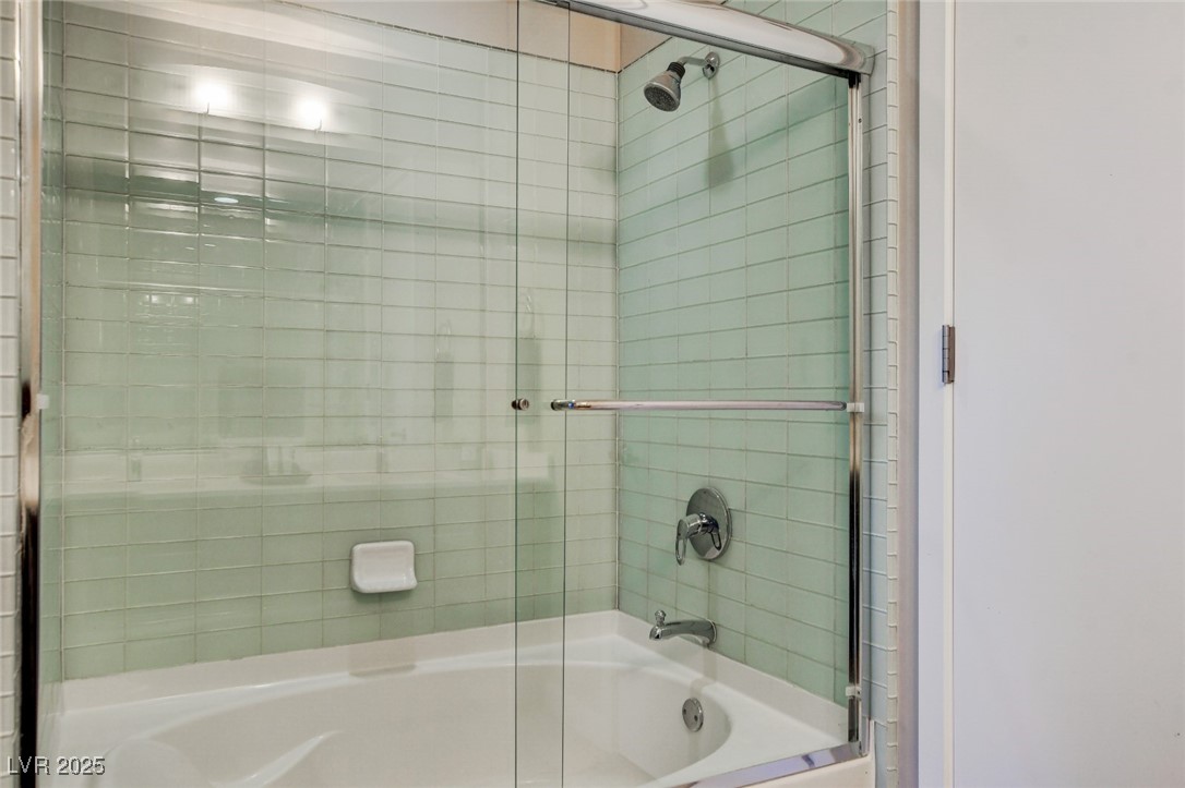 353 East Bonneville Avenue 754