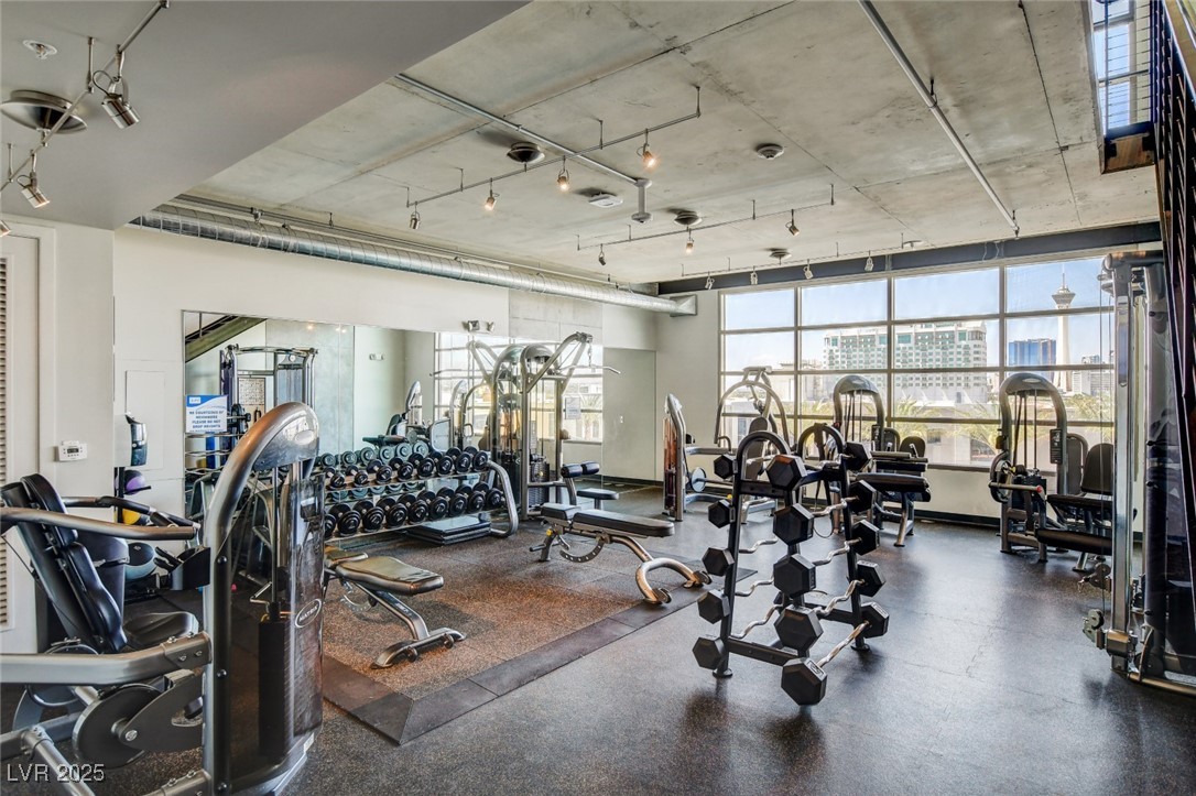 353 East Bonneville Avenue 754