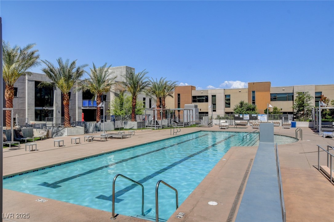 353 East Bonneville Avenue 754