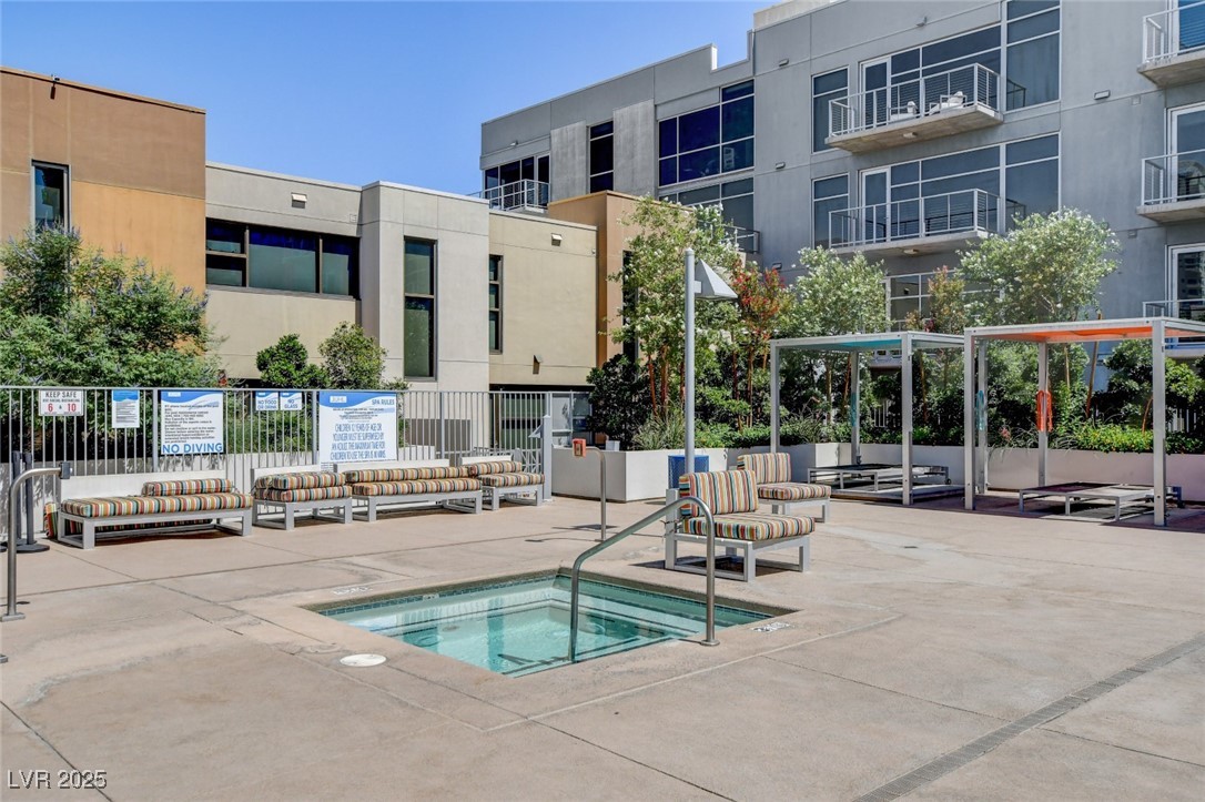 353 East Bonneville Avenue 754