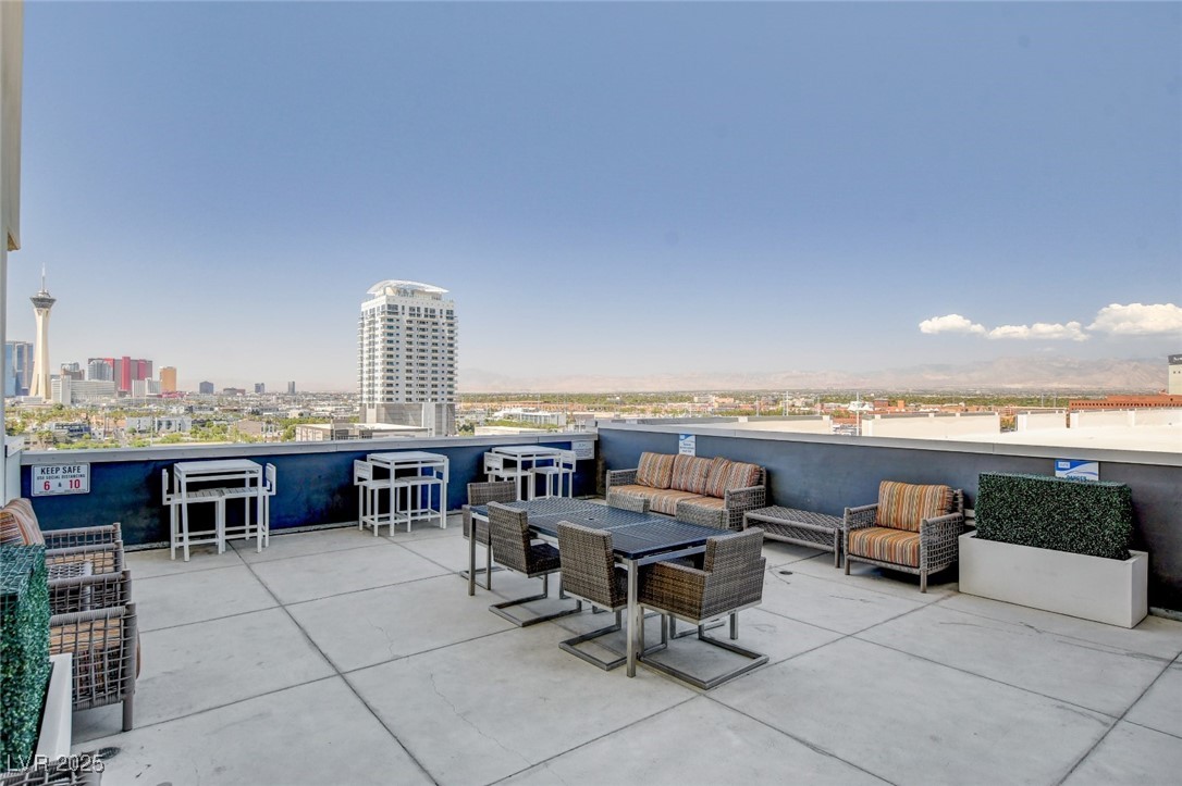 353 East Bonneville Avenue 754